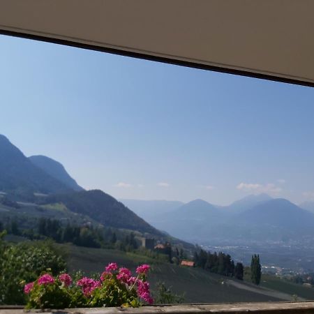 Muehlhaus Hotel Schenna Bagian luar foto
