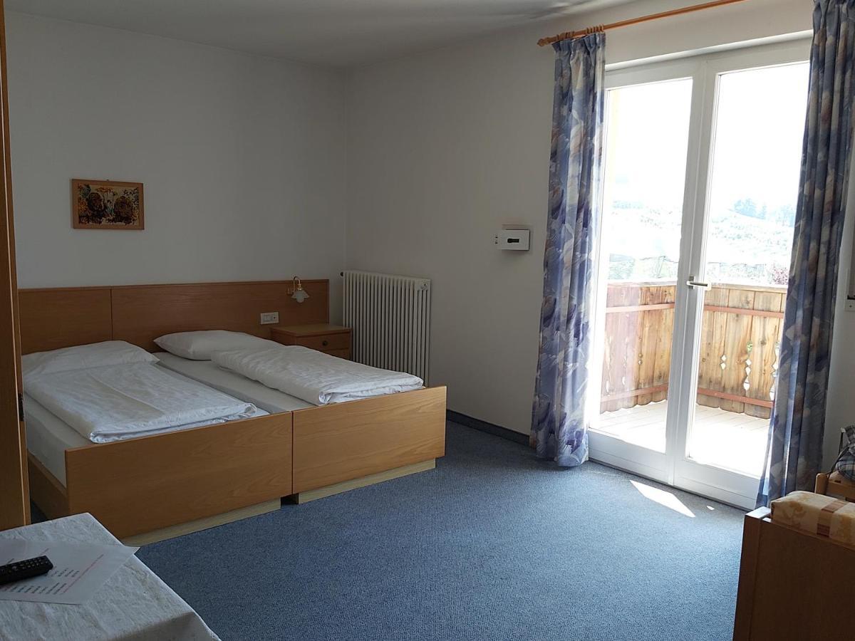 Muehlhaus Hotel Schenna Bagian luar foto