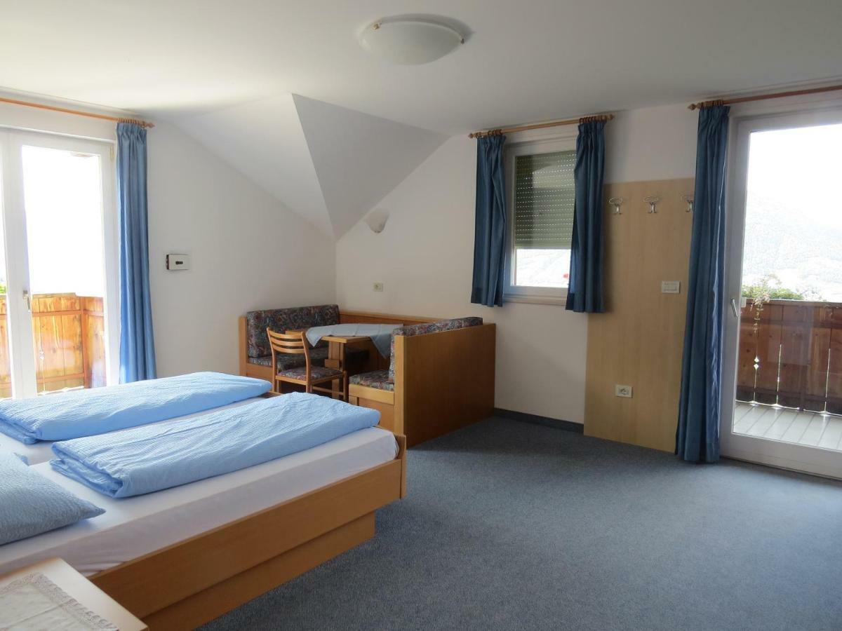 Muehlhaus Hotel Schenna Bagian luar foto